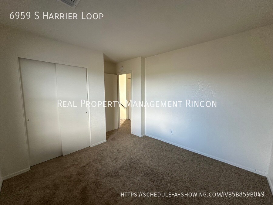 Building Photo - 6959 S Harrier Loop