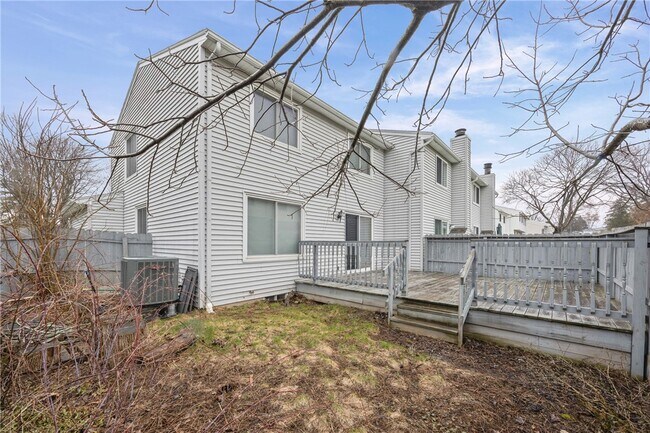 Building Photo - 49 Bucklebury Hill