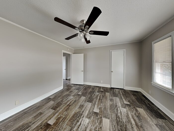 Building Photo - 1432 Mt Gallant Rd