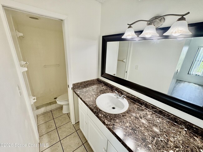Building Photo - 420 Catamaran Dr