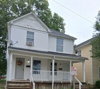 Building Photo - 300-302 Nassau St