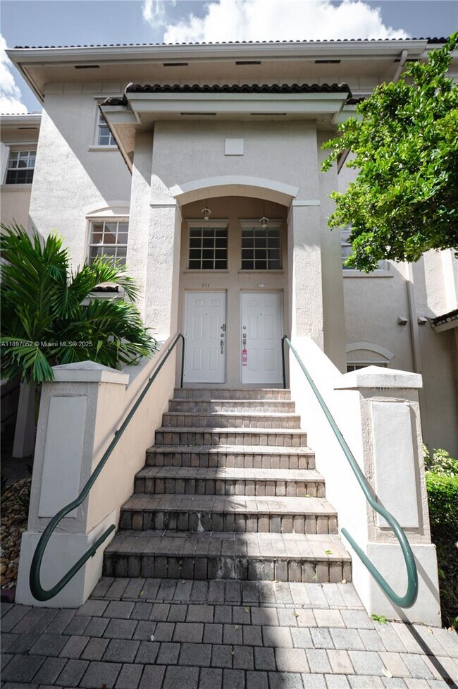 Building Photo - 5670 NW 116th Ave