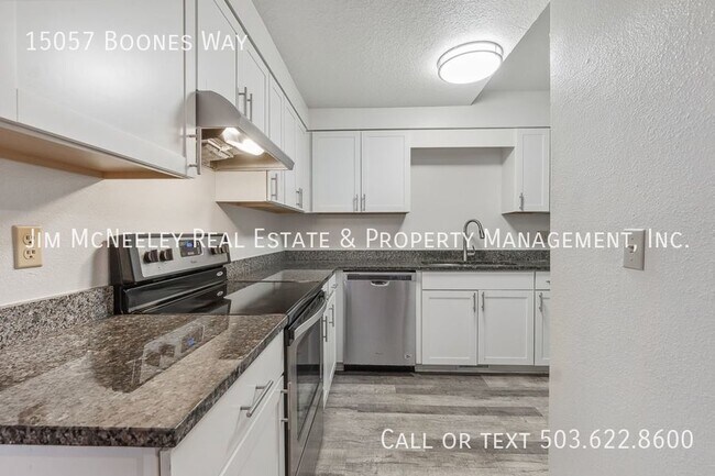 Building Photo - Great quiet L.O. Location!  3 bed/ 2 bath ...