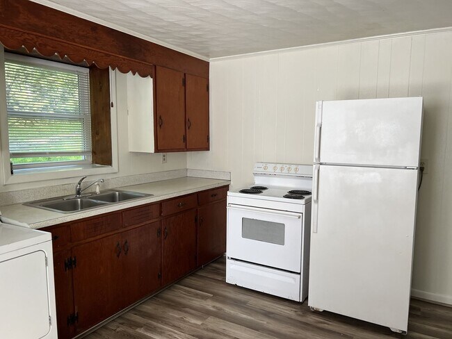 Building Photo - robl1951