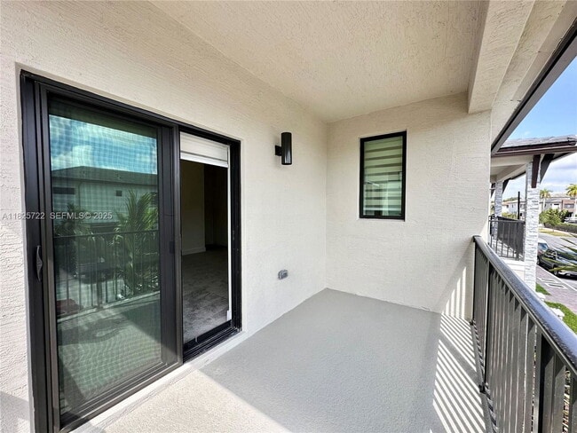 Building Photo - 8317 NW 45th St