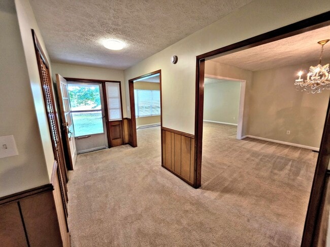Building Photo - House Athens/Limestone County 4BR/2BA with 2 car garage