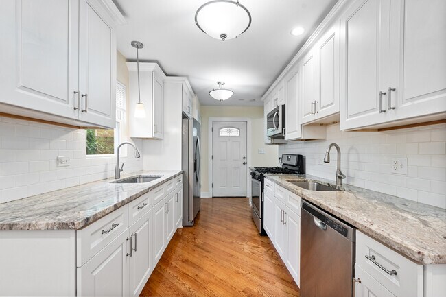 Building Photo - 3755 Grove St