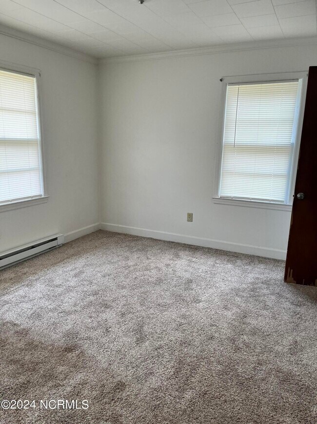 Building Photo - 4134 Corbett Cir