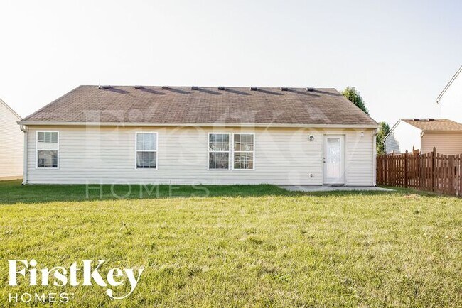 Building Photo - 10622 Deercrest Ln