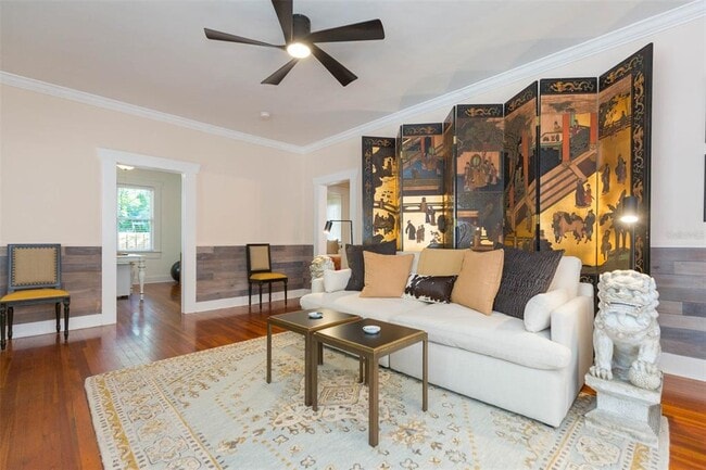 Building Photo - 917 E Broad St