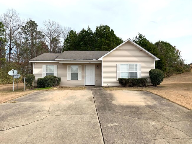 Building Photo - 1951 Rock Ledge Court Auburn, AL 36832