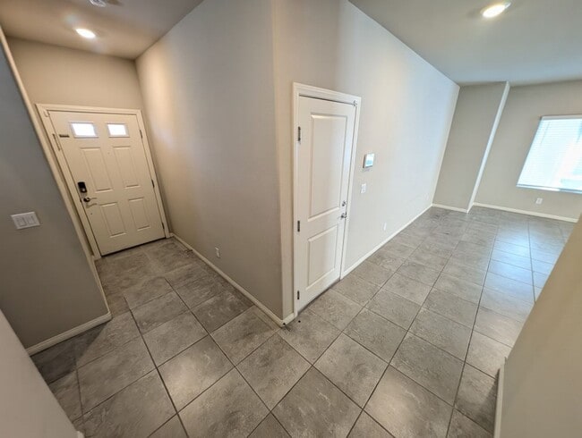 Building Photo - 7141 Liberty Landing St