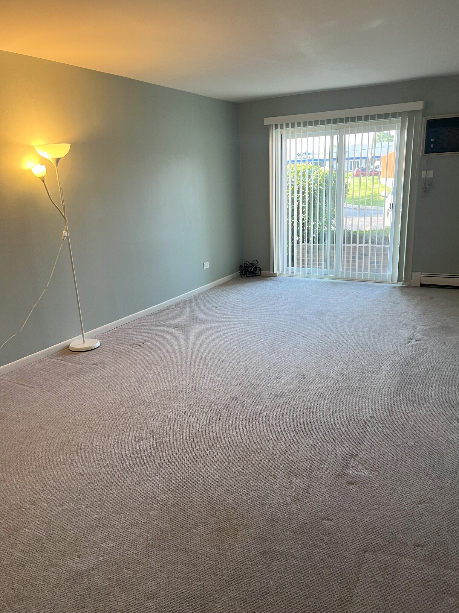 Family Room - 2343 Ogden Ave