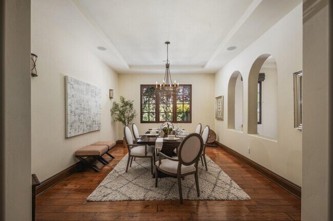 Building Photo - The Bluff's Coastal Living 3 bdrm Luxury Home