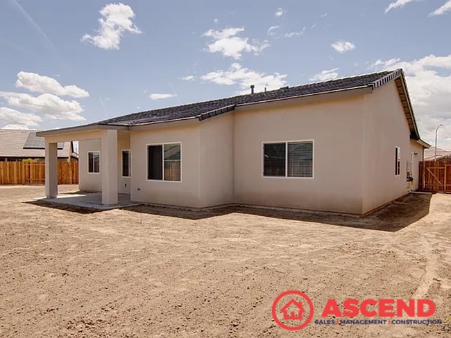 Building Photo - Alluring Home Off Hageman and Rudd Ave!