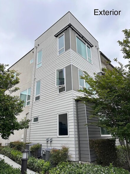 Building Photo - 8021 5th St