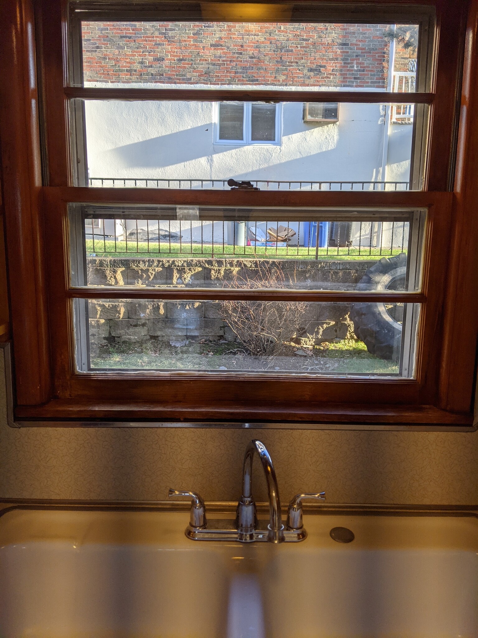 Building Photo - 639 Oakdene Ave