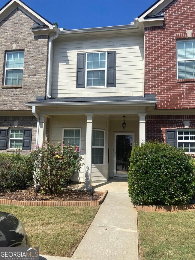 Primary Photo - 207 Granite Way