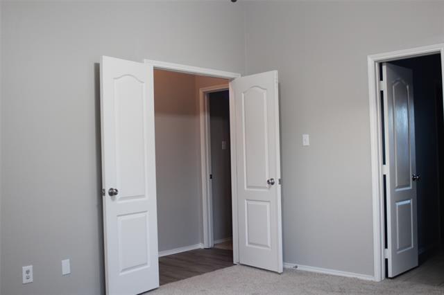 Building Photo - 725 Sequoia Dr