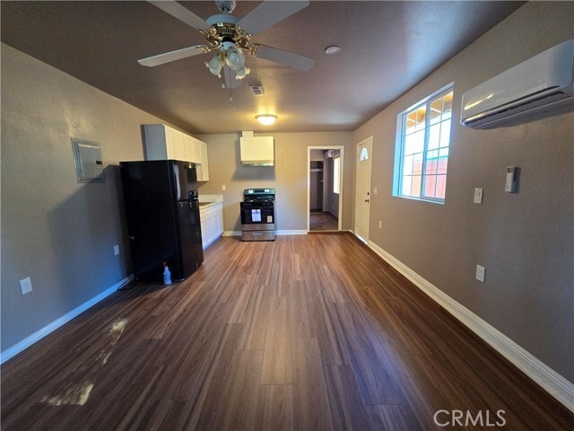 Building Photo - 16823 Ironton Dr