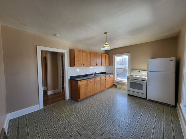 Building Photo - 3914-3916 2nd Avenue