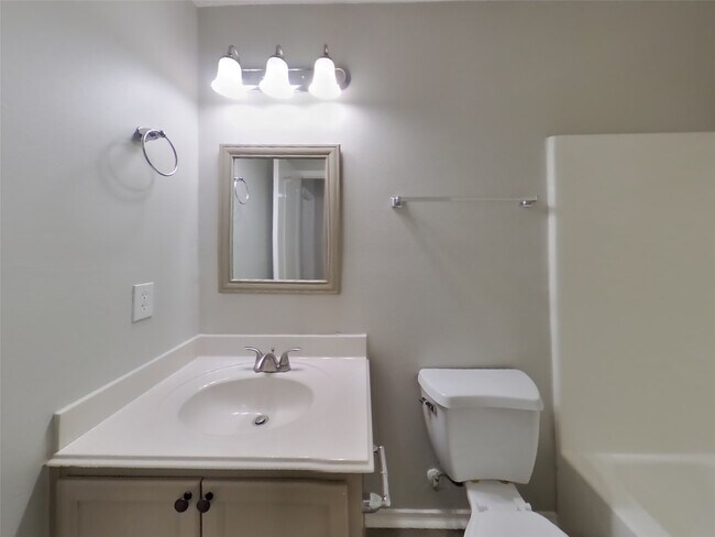 Building Photo - 4538 Newhope Terrace Ln
