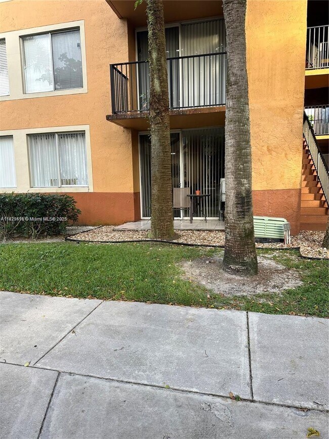 Building Photo - 10725 Cleary Blvd