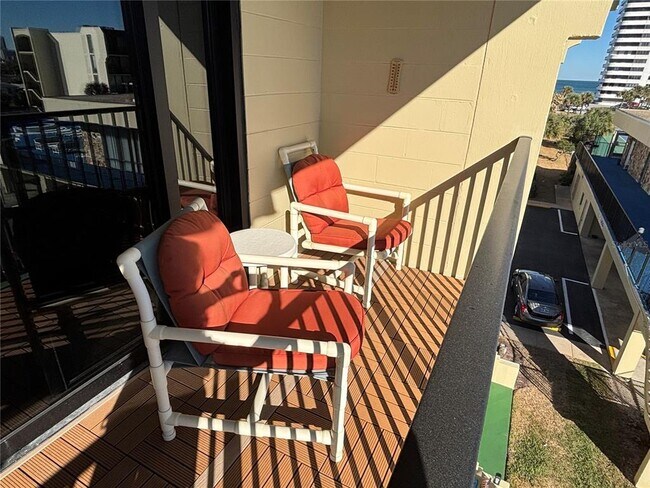 Building Photo - 1437 N Atlantic Ave