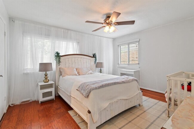 Building Photo - 1114 Augusta Dr