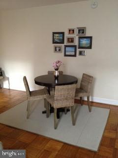 Building Photo - 24 S Old Glebe Rd