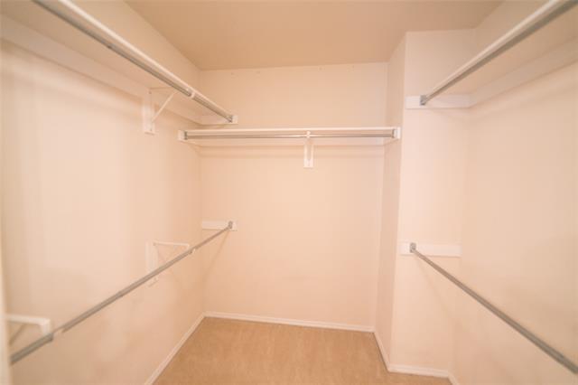 Building Photo - 571 Hawken Dr