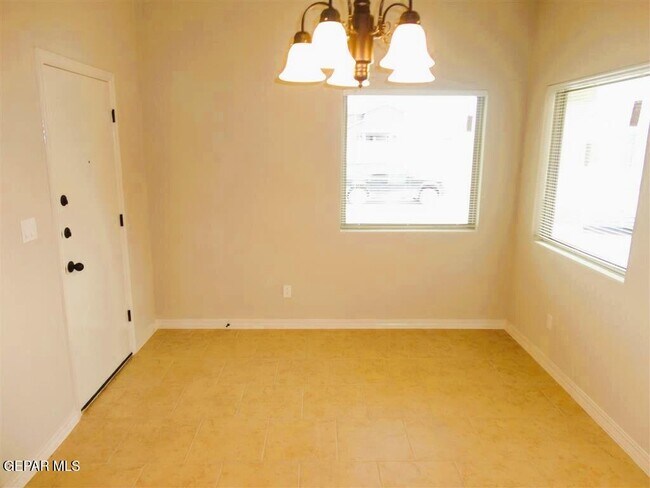 Building Photo - 14254 Earl Chokiski