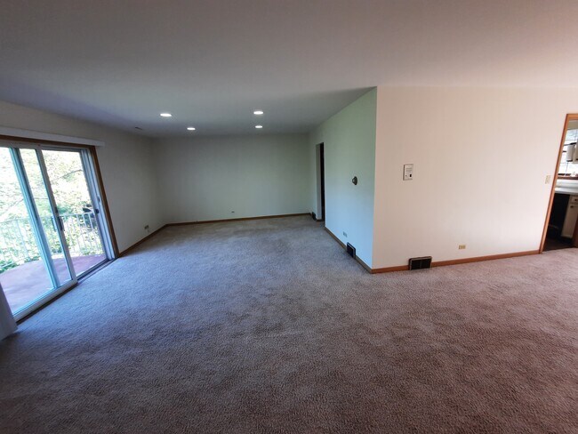 Building Photo - 1450 Wing St