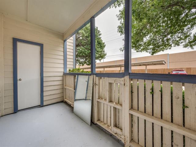 Building Photo - 1603 Marsh Ln