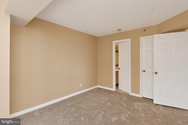 Building Photo - 1200 Braddock Pl