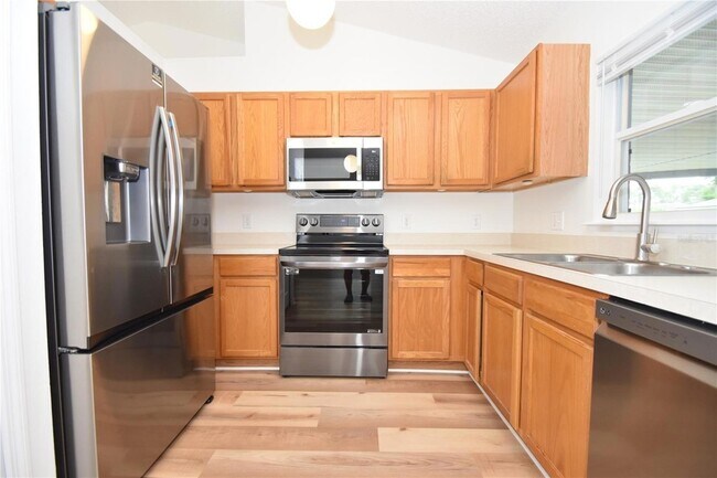 Building Photo - 14 Ryley Ln
