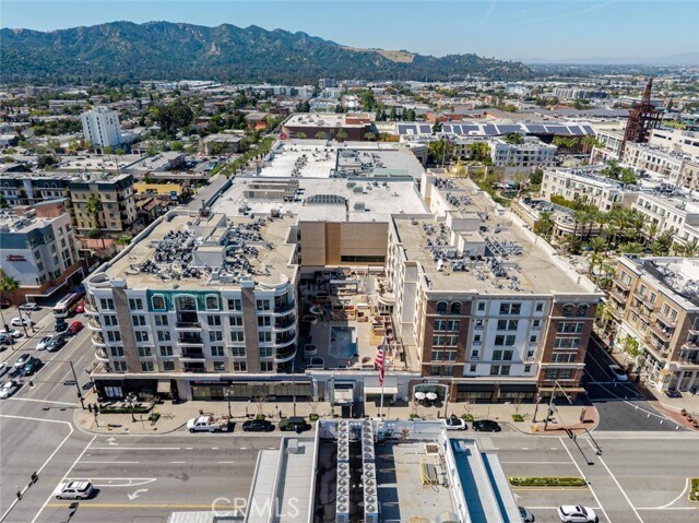 Building Photo - 352 Caruso Ave