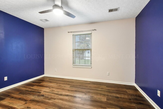 Building Photo - 171 Springhill Dr