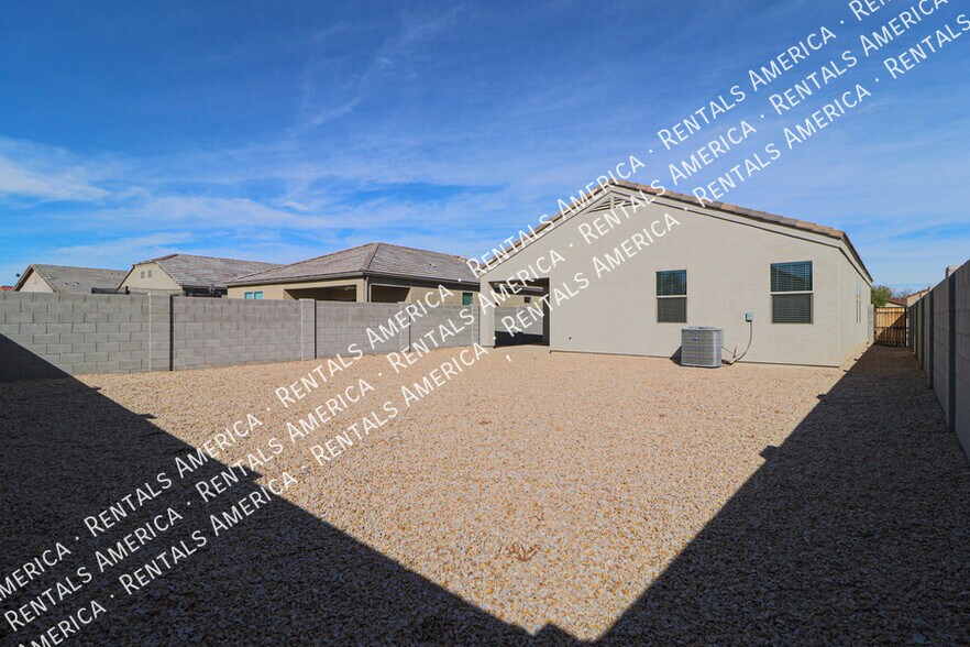 Building Photo - 11323 E Verbina Ln