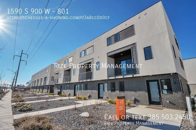 Building Photo - 1590 S 900 W