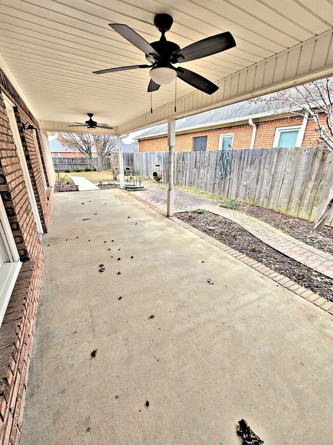 Building Photo - ***MOVE IN SPECIAL***HOUSE FOR RENT - DECATUR SE