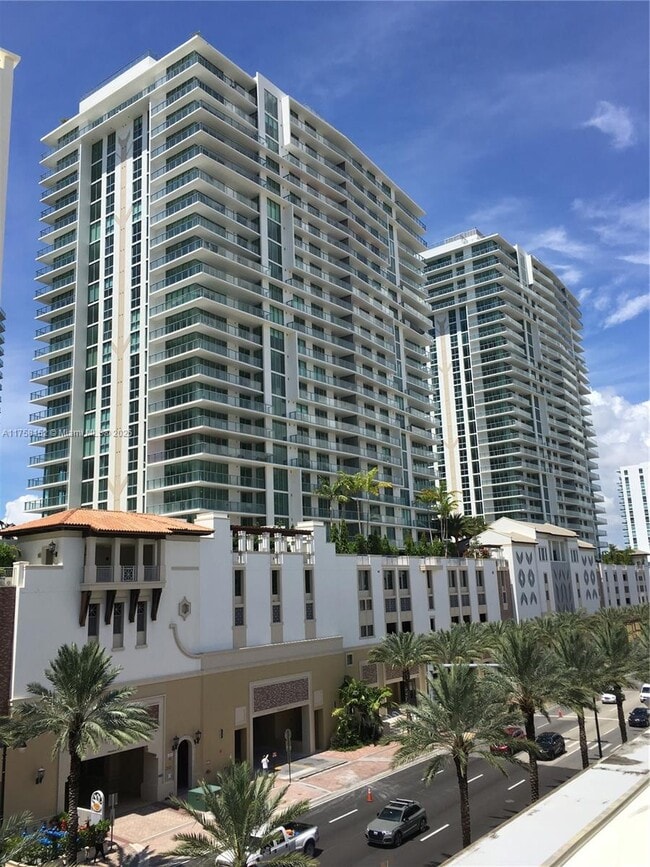 Primary Photo - 330 Sunny Isles Blvd