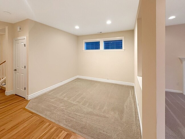 Building Photo - Spacious Rockport home in beautiful Bothell Community