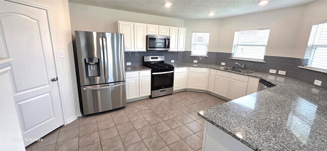 Building Photo - 12451 Buck Sable Ln