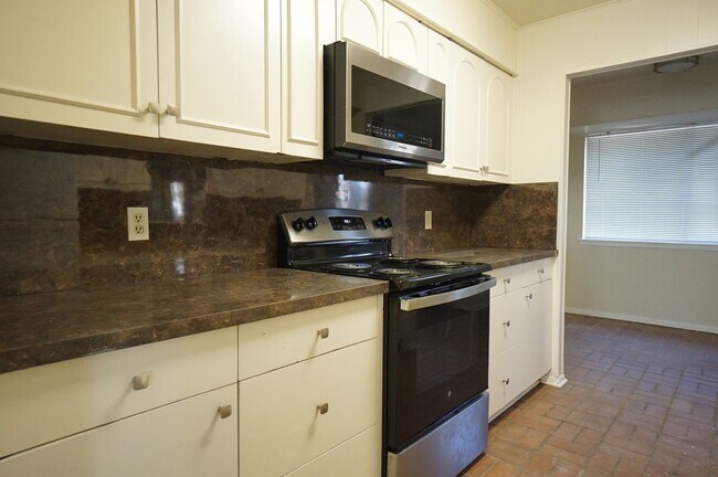 Building Photo - 11615 Sandman Dr