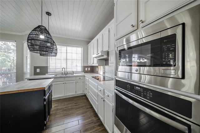 Building Photo - 1940 Robin Ln