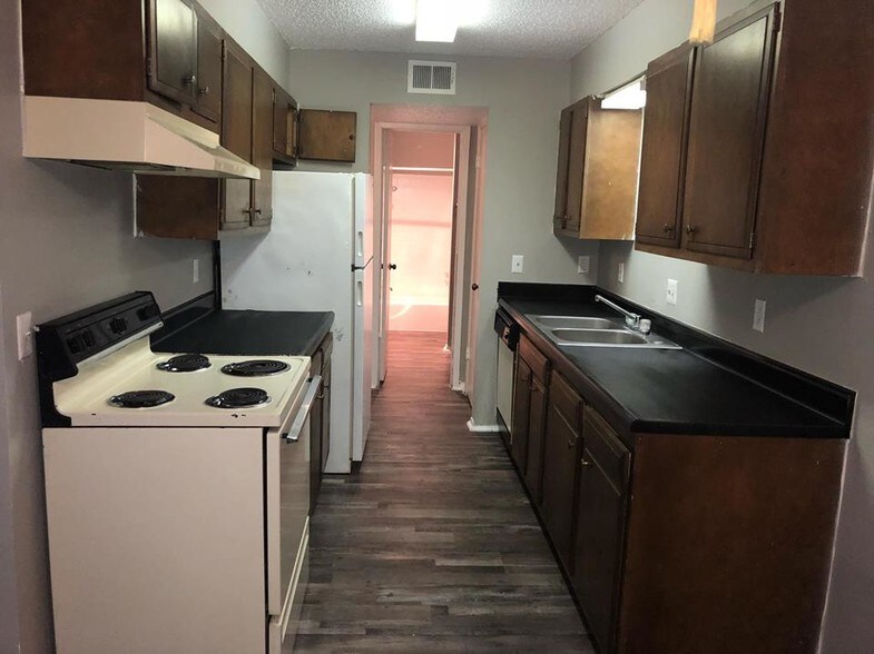 Bryan Hill 7204 NW 36th St Bethany OK 73008 Apartment Finder