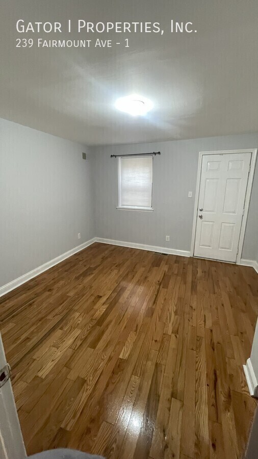 Building Photo - 239 Fairmount Ave