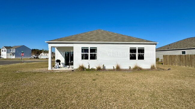 Building Photo - 441 Tributary Cir