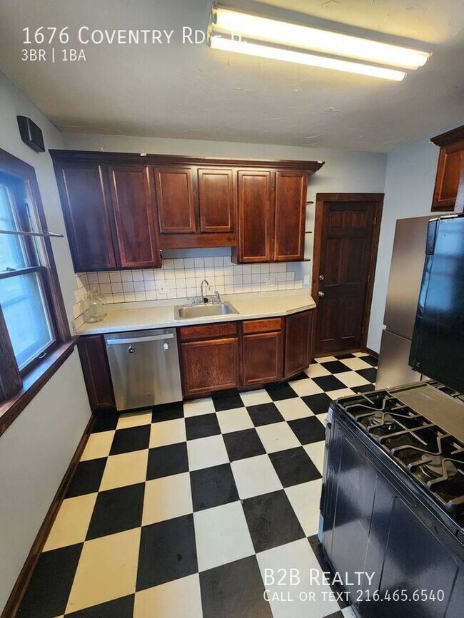 Building Photo - 1676 Coventry Rd